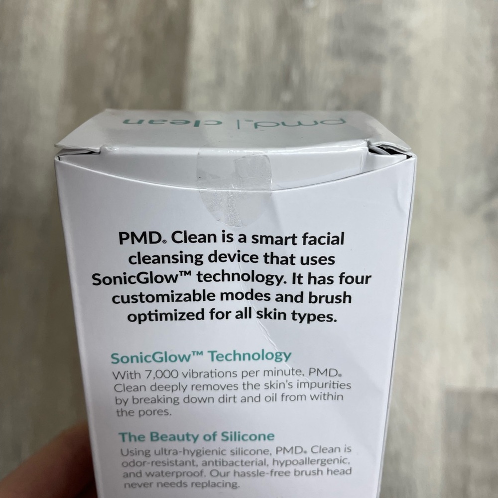 PMD Clean facial cleansing device, grey. - Picture 12 of 13